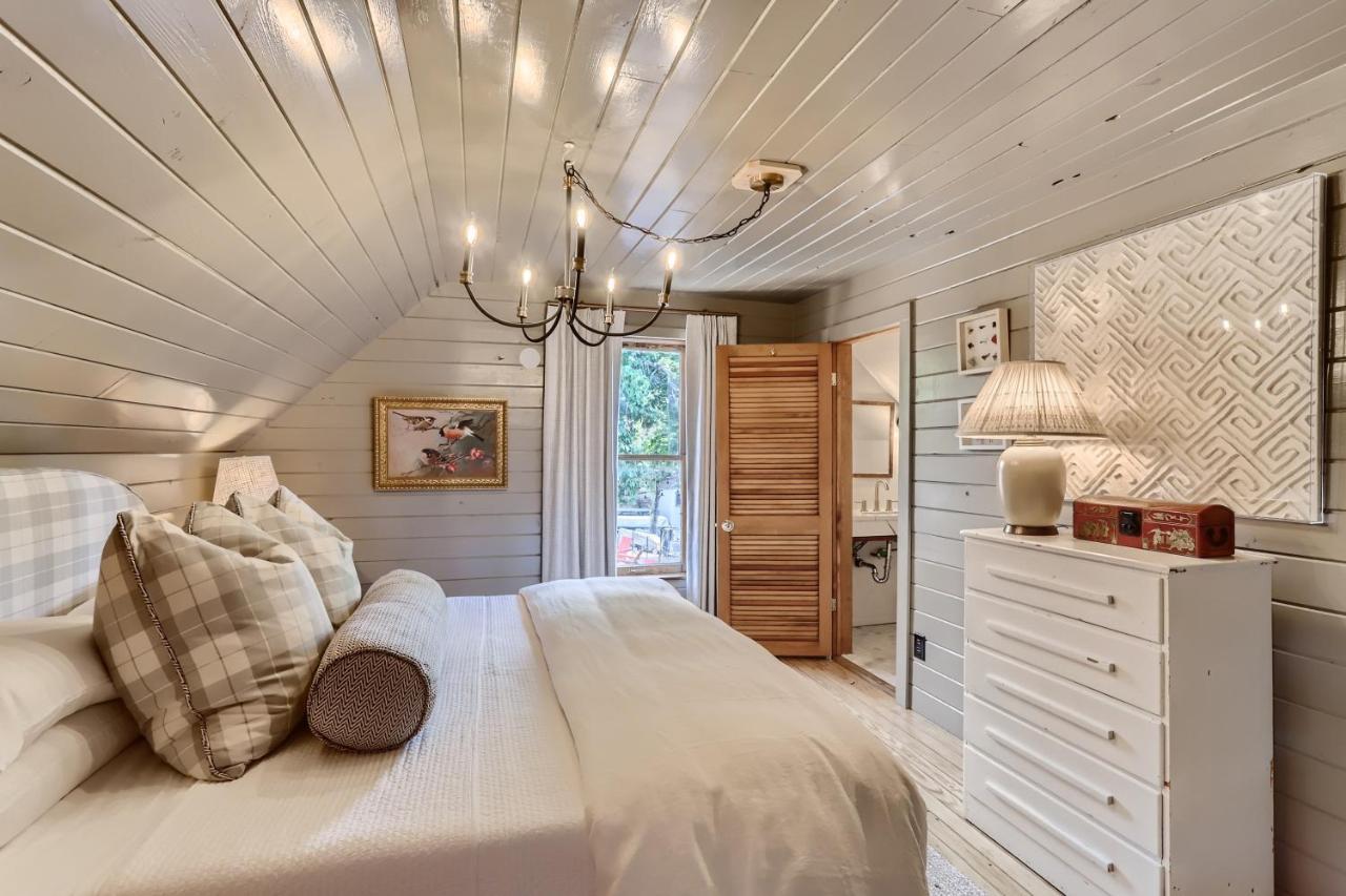 A-lodge